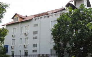 Căn hộ dịch vụ đẹp đường Nguyễn Văn Hưởng- 375m2- 47 tỷ