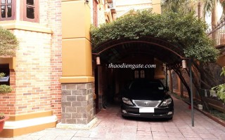 Biệt thự Thảo Điền Khu Bảo vệ , số 215F6 Nguyễn Văn Hưởng 500m2 - 88 tỷ