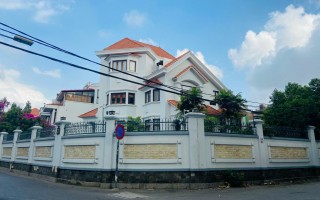 Biệt thự 27 Nguyễn Ư Dĩ Thảo Điền - 685m2 - 200 tỷ